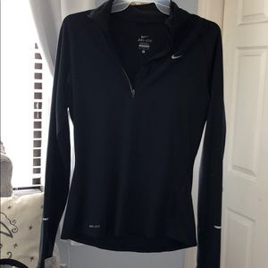 Women’s Nike Dri-Fit pullover!!